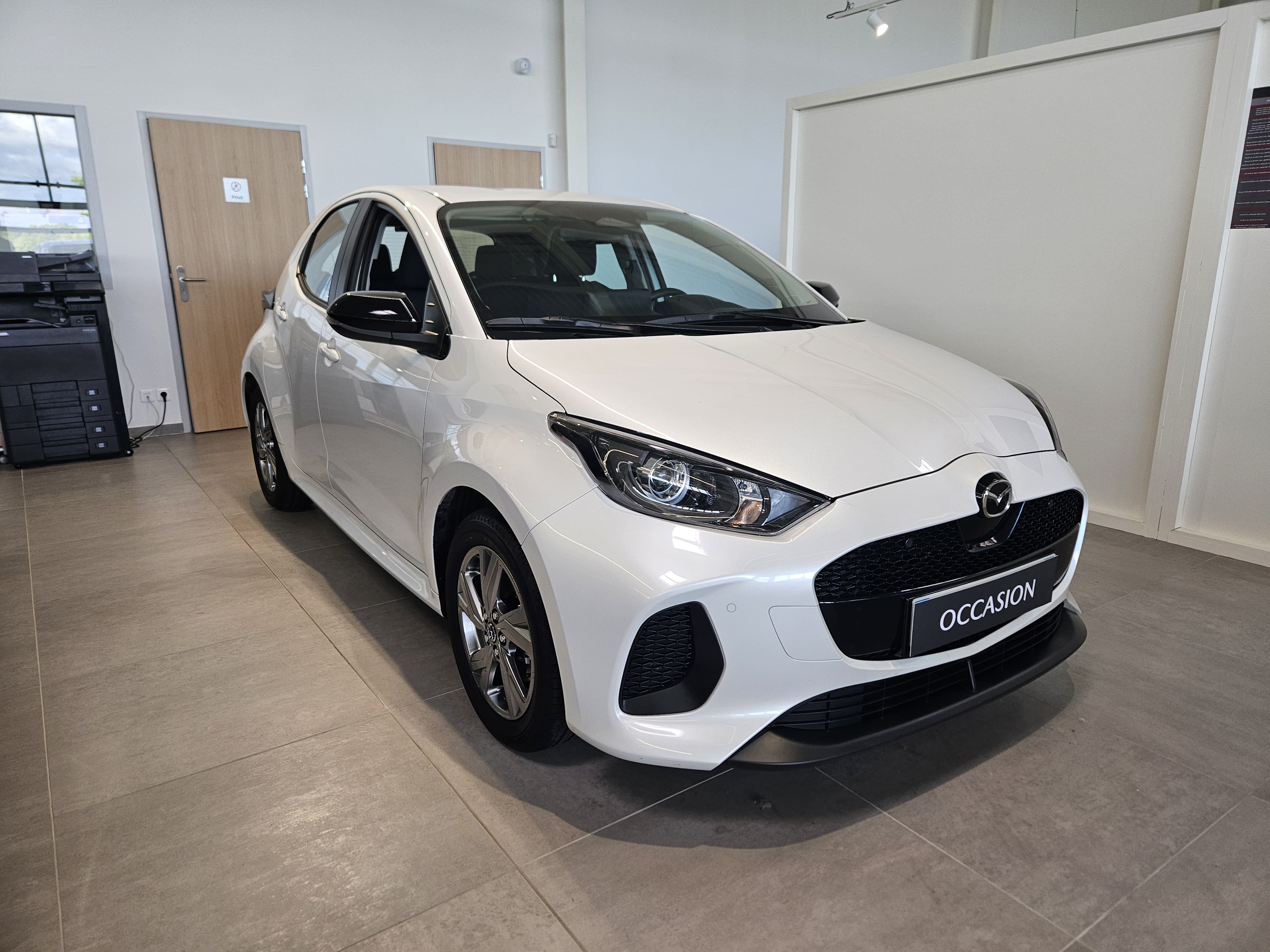 mazda2